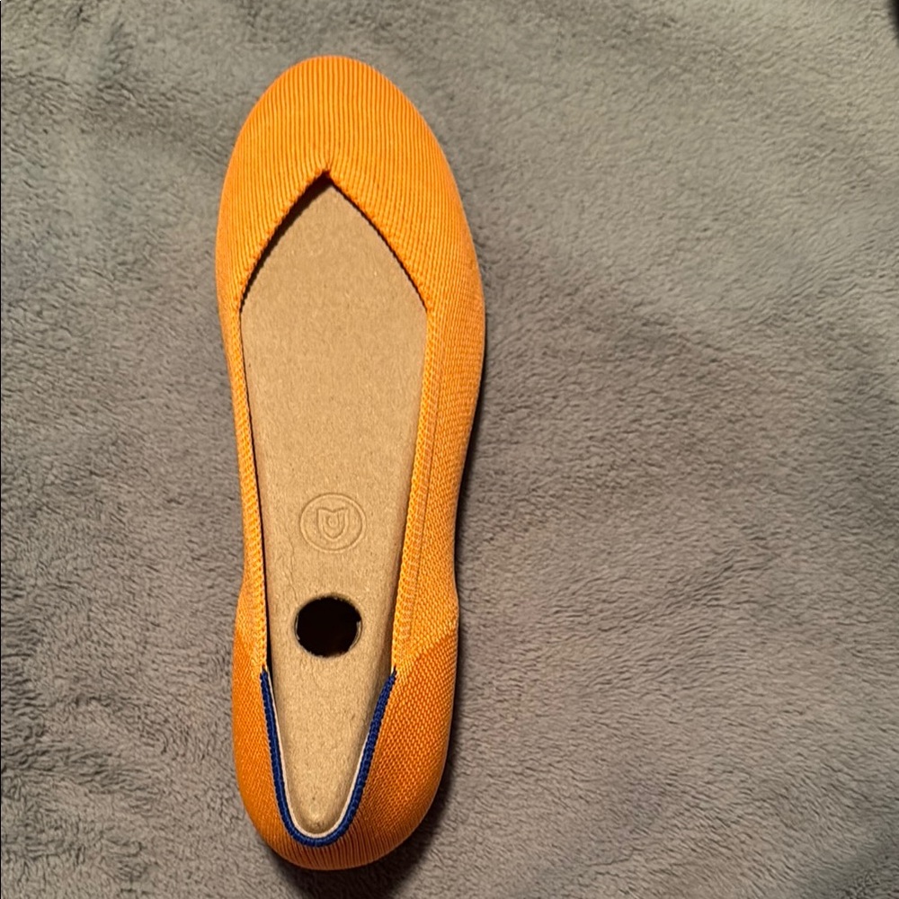 Never Been Worn - Rothy’s Tangerine Flat